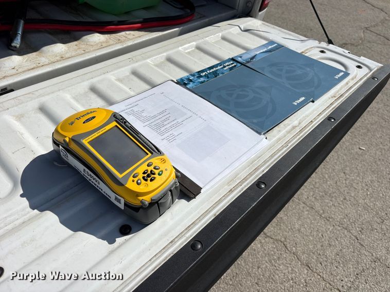 image for item ES8993 Trimble GeoXT GeoExplorer 2008 Series GPS