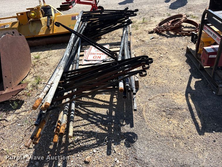image for item ES8995 Approx. (19) 8' sign hangers