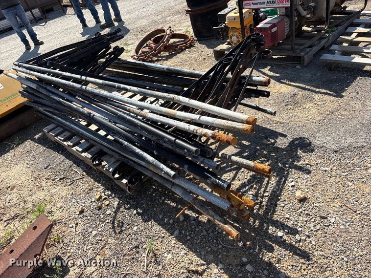 image for item ES8995 Approx. (19) 8' sign hangers