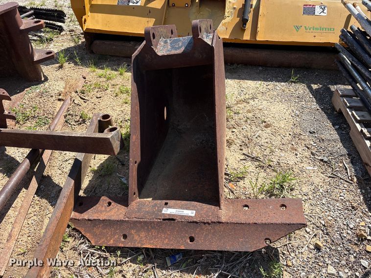image for item ES8996 Excavator attachments