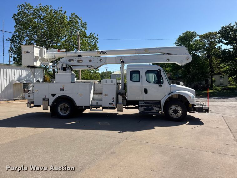 image for item ET1995 2013 Freightliner M2 bucket truck