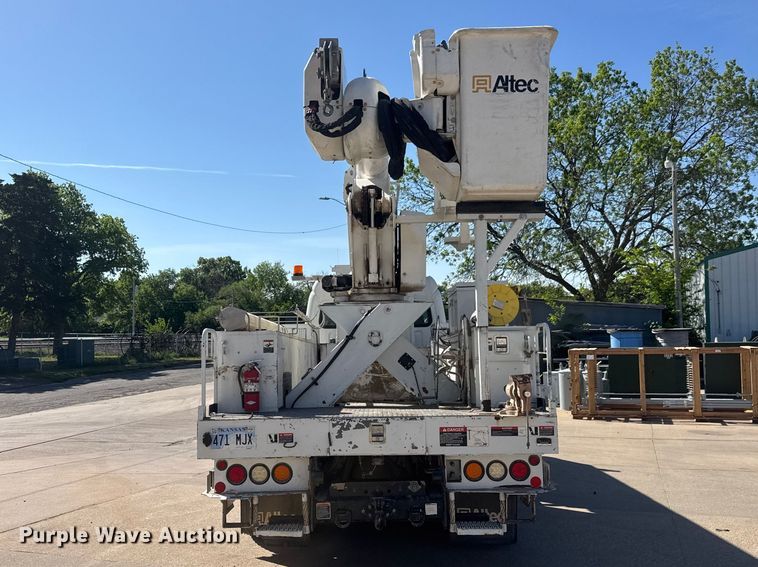 image for item ET1995 2013 Freightliner M2 bucket truck