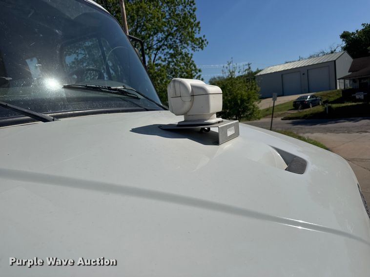 image for item ET1995 2013 Freightliner M2 bucket truck