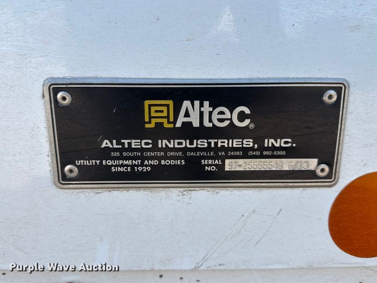 image for item ET1995 2013 Freightliner M2 bucket truck
