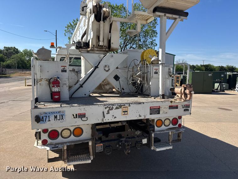 image for item ET1995 2013 Freightliner M2 bucket truck