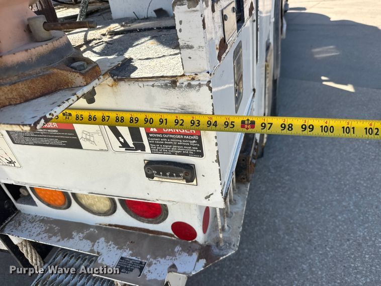 image for item ET1995 2013 Freightliner M2 bucket truck
