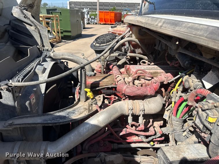 image for item ET1995 2013 Freightliner M2 bucket truck