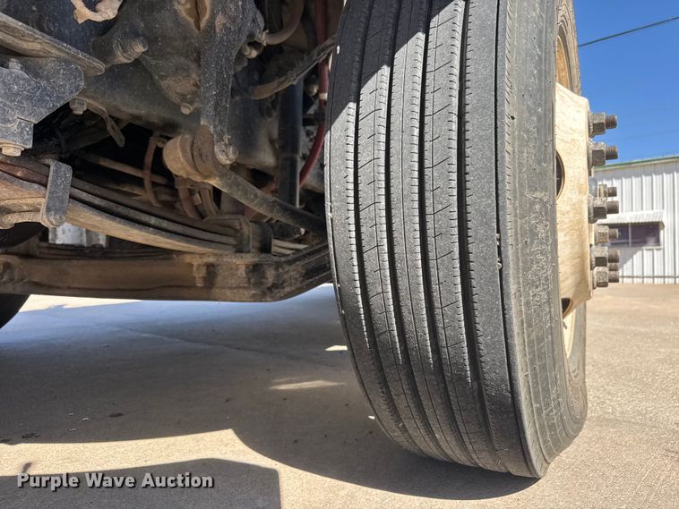 image for item ET1995 2013 Freightliner M2 bucket truck
