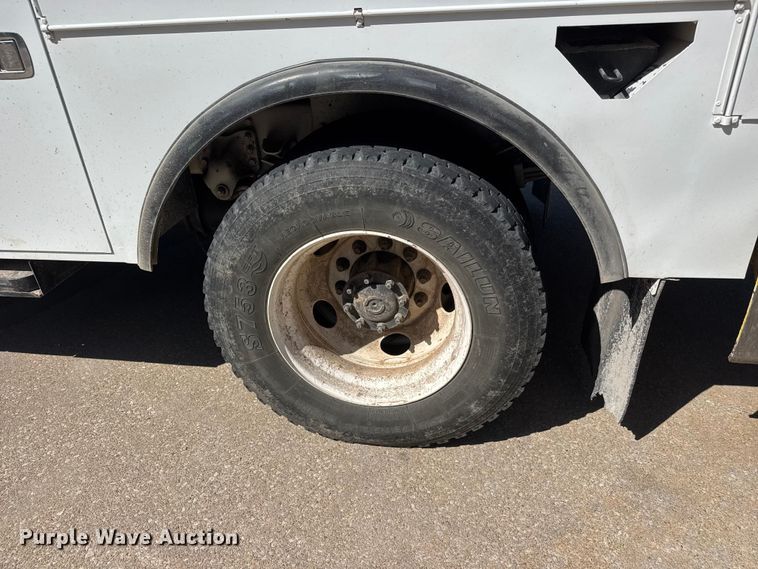 image for item ET1995 2013 Freightliner M2 bucket truck