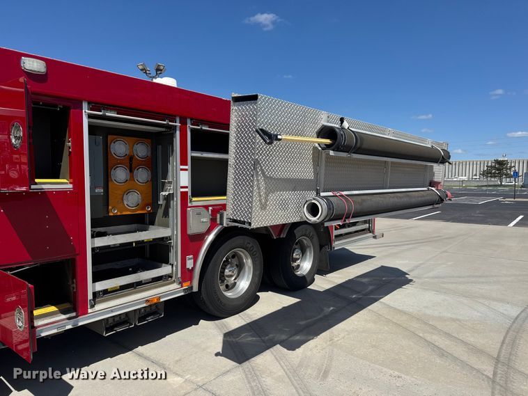 image for item ET1997 2008 Spartan pumper fire truck