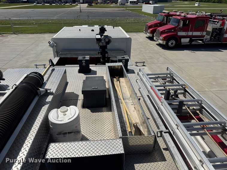 image for item ET1997 2008 Spartan pumper fire truck