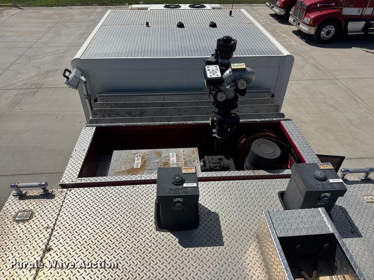 image for item ET1997 2008 Spartan pumper fire truck