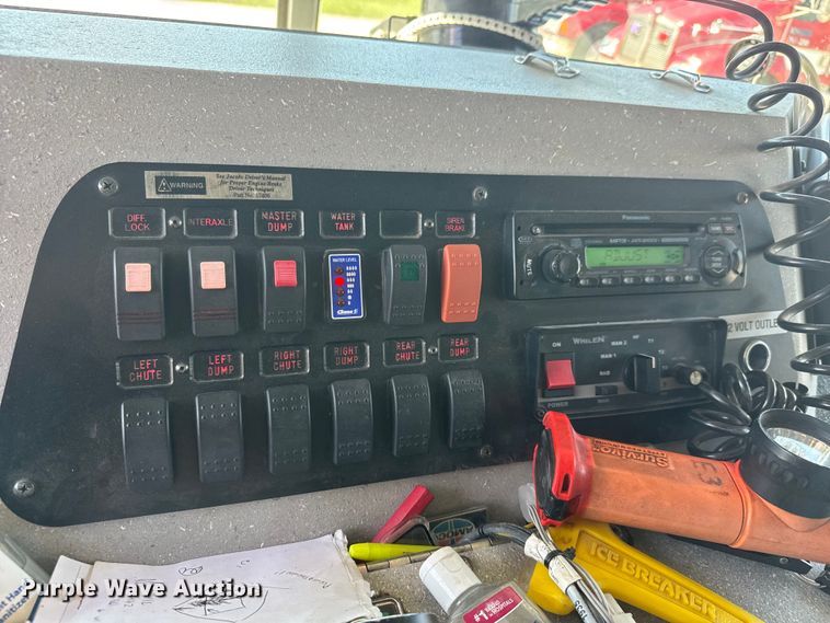 image for item ET1997 2008 Spartan pumper fire truck