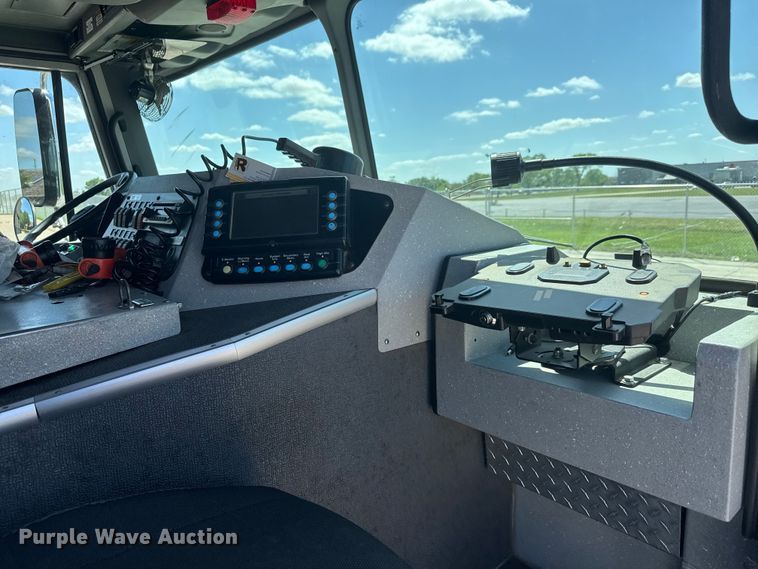 image for item ET1997 2008 Spartan pumper fire truck