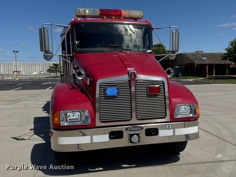 image for item ET1998 2002 Kenworth Pierce Contender pumper fire truck
