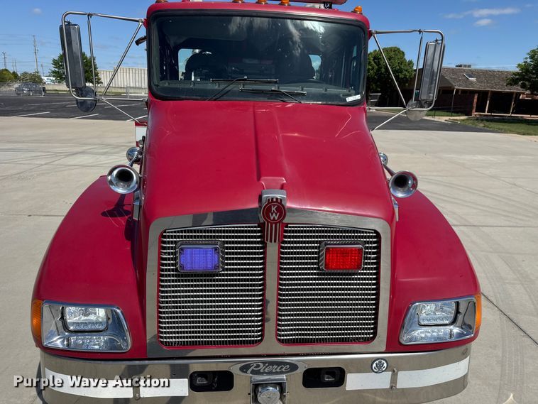 image for item ET1998 2002 Kenworth Pierce Contender pumper fire truck