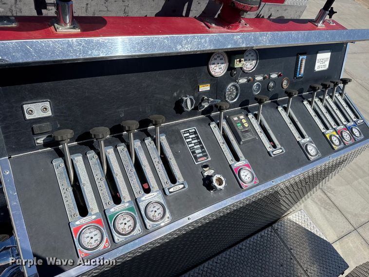 image for item ET1998 2002 Kenworth Pierce Contender pumper fire truck