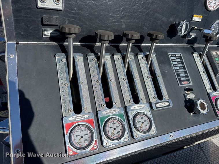 image for item ET1998 2002 Kenworth Pierce Contender pumper fire truck