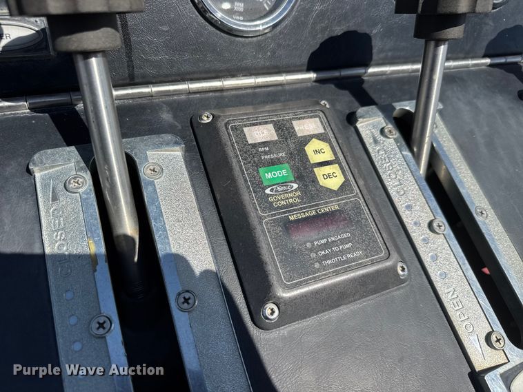 image for item ET1998 2002 Kenworth Pierce Contender pumper fire truck