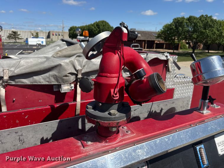 image for item ET1998 2002 Kenworth Pierce Contender pumper fire truck