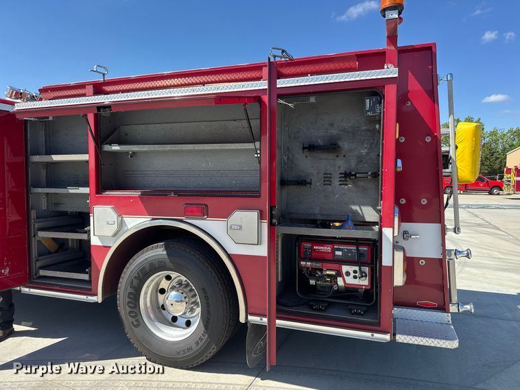 image for item ET1998 2002 Kenworth Pierce Contender pumper fire truck