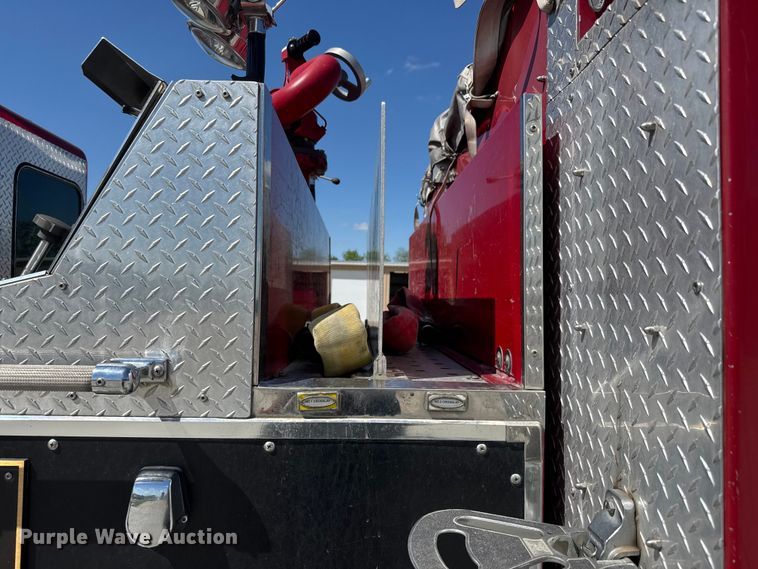 image for item ET1998 2002 Kenworth Pierce Contender pumper fire truck