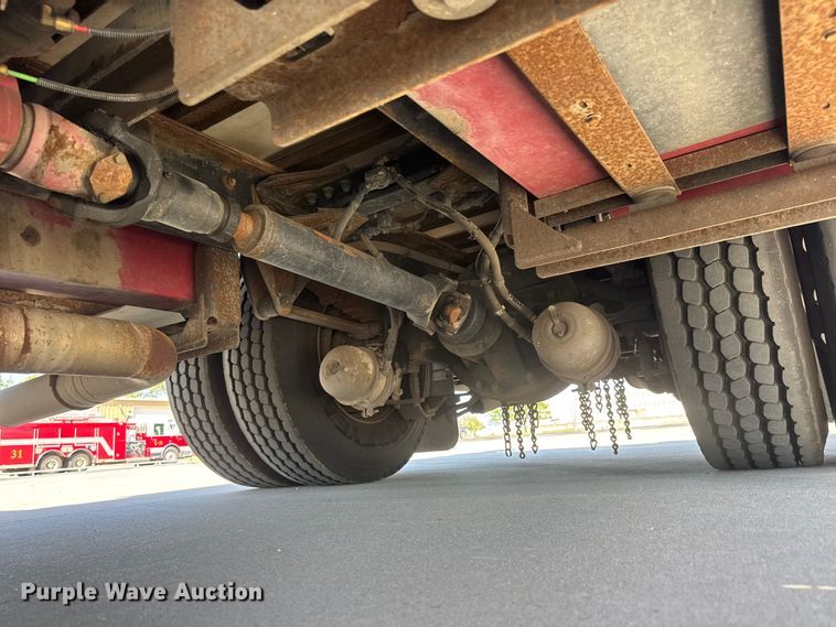 image for item ET1998 2002 Kenworth Pierce Contender pumper fire truck