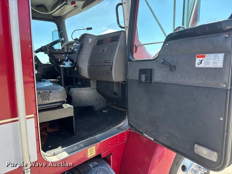 image for item ET1998 2002 Kenworth Pierce Contender pumper fire truck