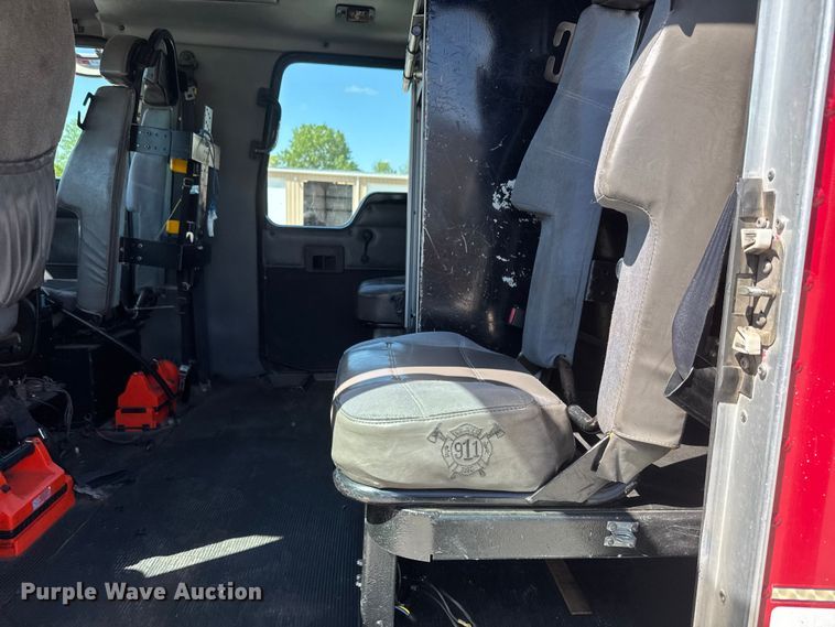 image for item ET1998 2002 Kenworth Pierce Contender pumper fire truck