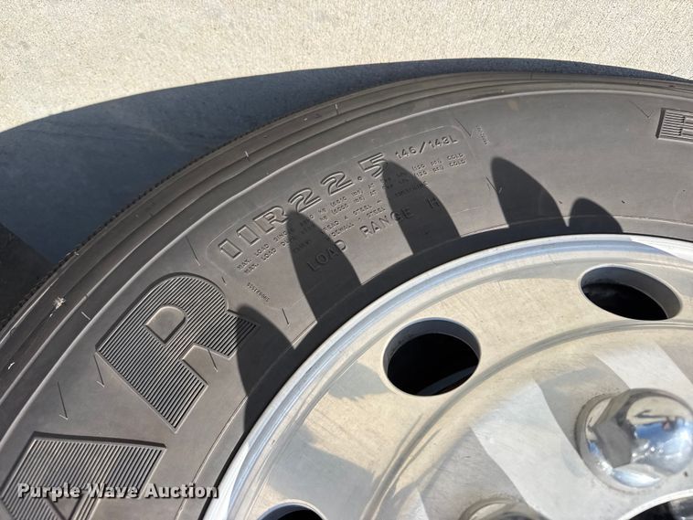 image for item ET1998 2002 Kenworth Pierce Contender pumper fire truck