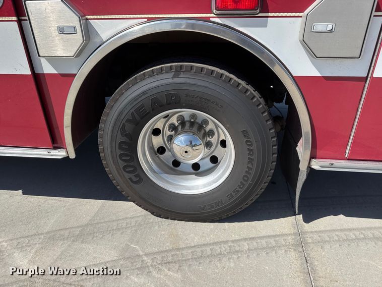 image for item ET1998 2002 Kenworth Pierce Contender pumper fire truck