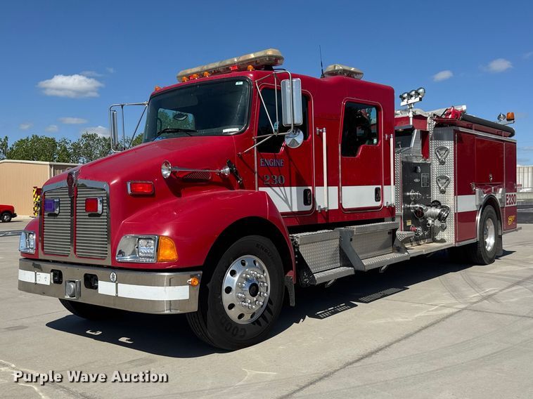 image for item ET1999 2003 Kenworth pumper fire truck