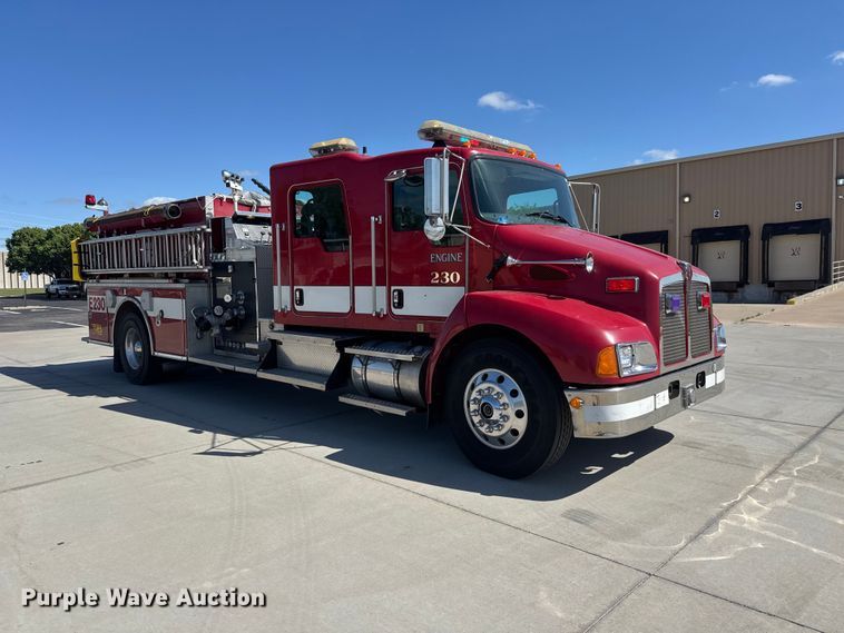 image for item ET1999 2003 Kenworth pumper fire truck