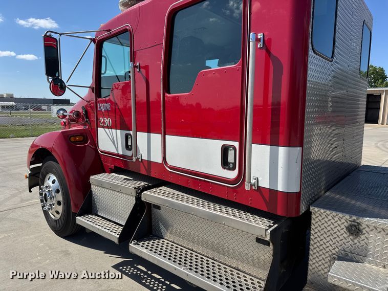 image for item ET1999 2003 Kenworth pumper fire truck