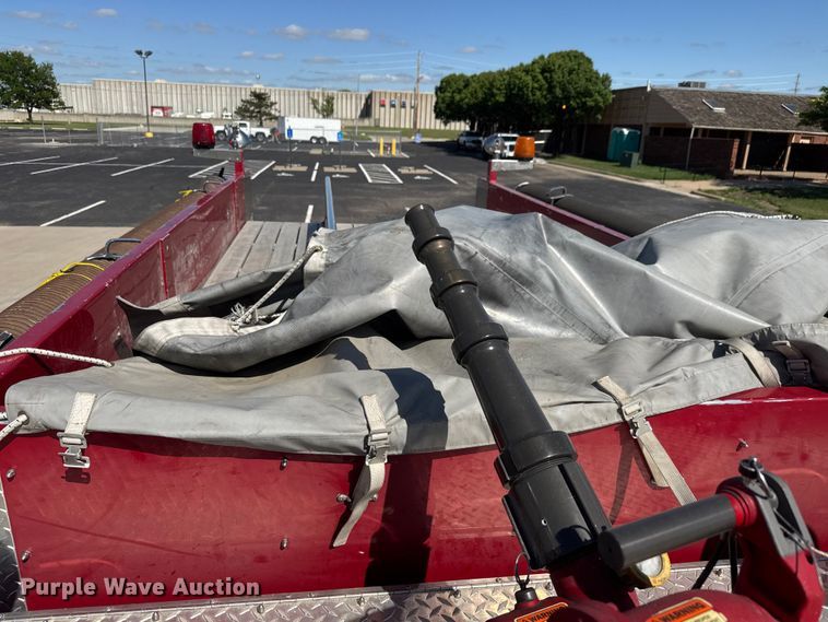 image for item ET1999 2003 Kenworth pumper fire truck