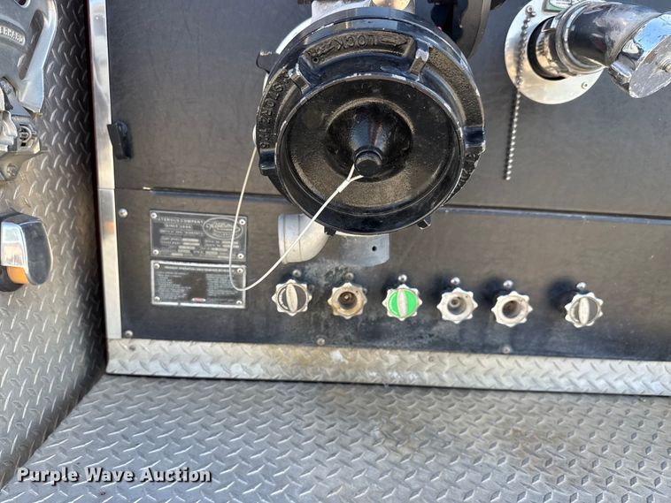 image for item ET1999 2003 Kenworth pumper fire truck