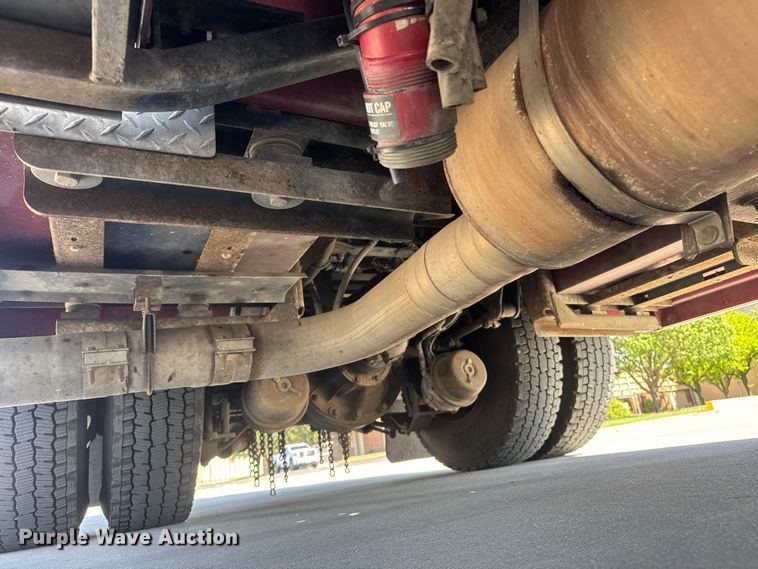 image for item ET1999 2003 Kenworth pumper fire truck