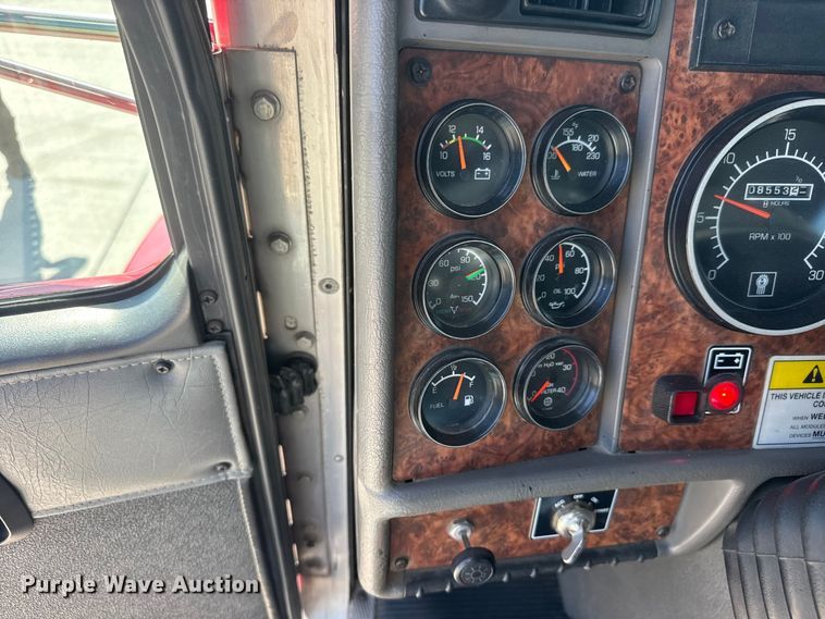 image for item ET1999 2003 Kenworth pumper fire truck