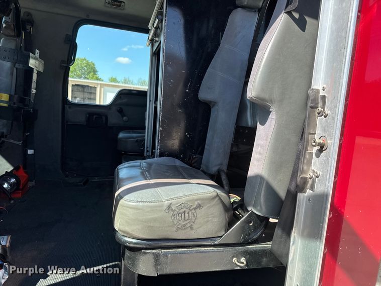 image for item ET1999 2003 Kenworth pumper fire truck