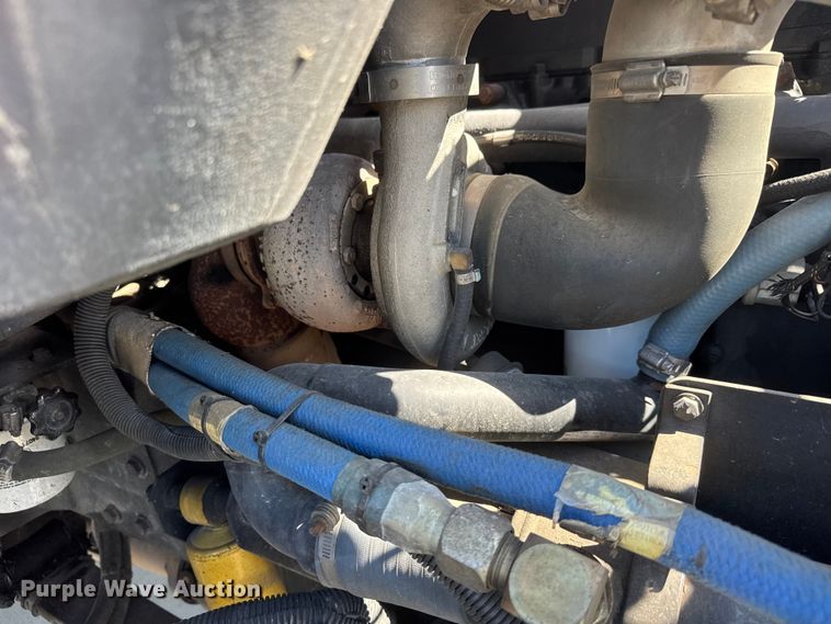 image for item ET1999 2003 Kenworth pumper fire truck