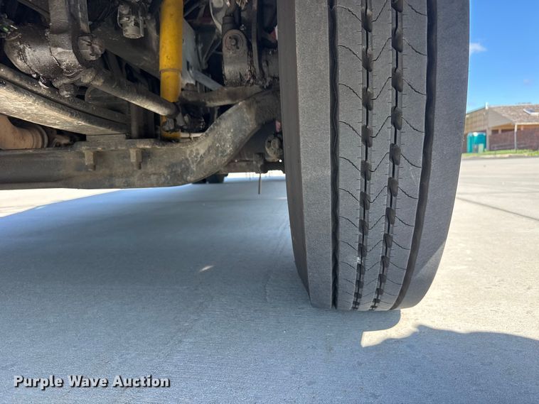 image for item ET1999 2003 Kenworth pumper fire truck