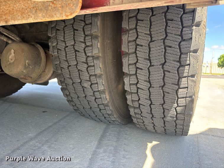 image for item ET1999 2003 Kenworth pumper fire truck