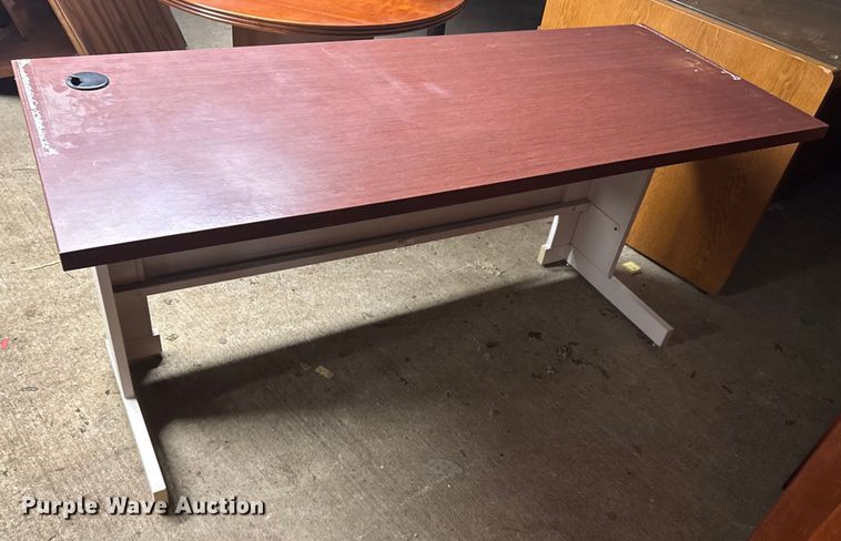 image for item ET4422 Office furniture