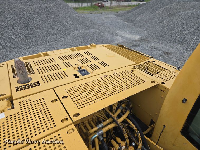 image for item ET5036 2003 Caterpillar 320C L excavator