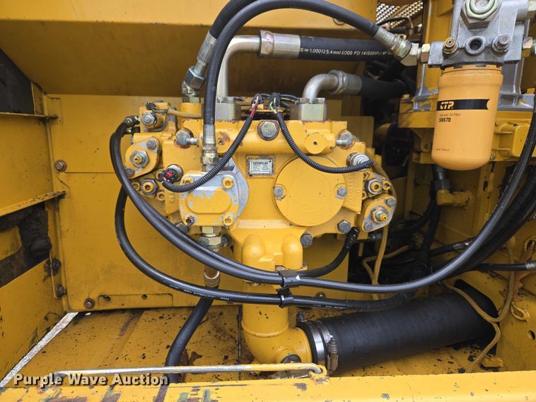 image for item ET5036 2003 Caterpillar 320C L excavator