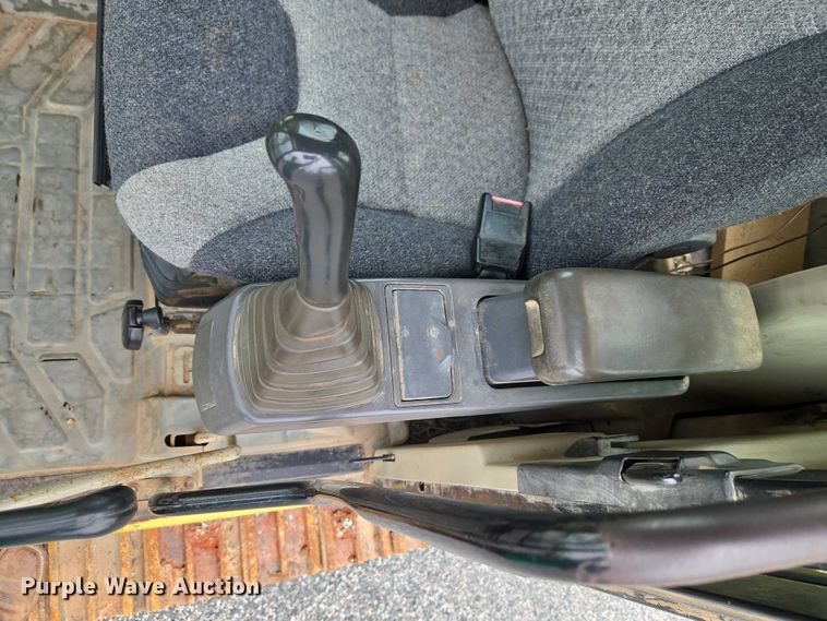 image for item ET5036 2003 Caterpillar 320C L excavator