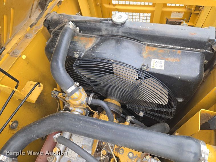 image for item ET5036 2003 Caterpillar 320C L excavator