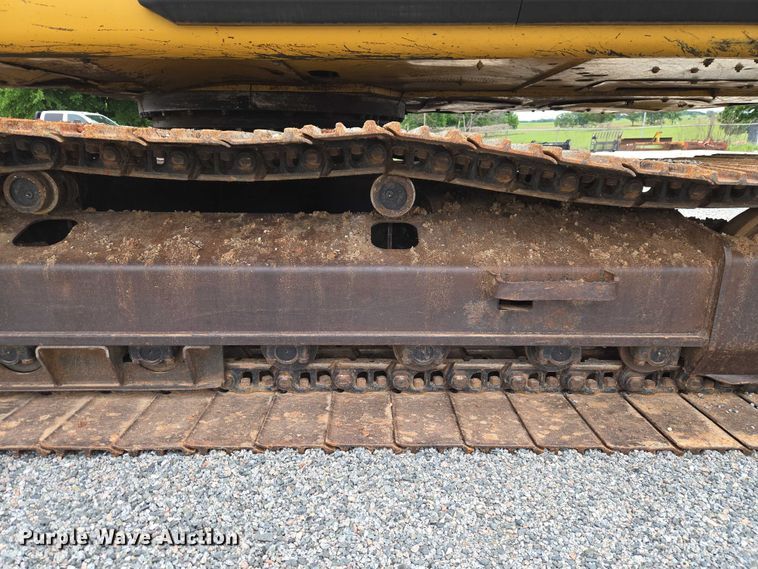 image for item ET5036 2003 Caterpillar 320C L excavator