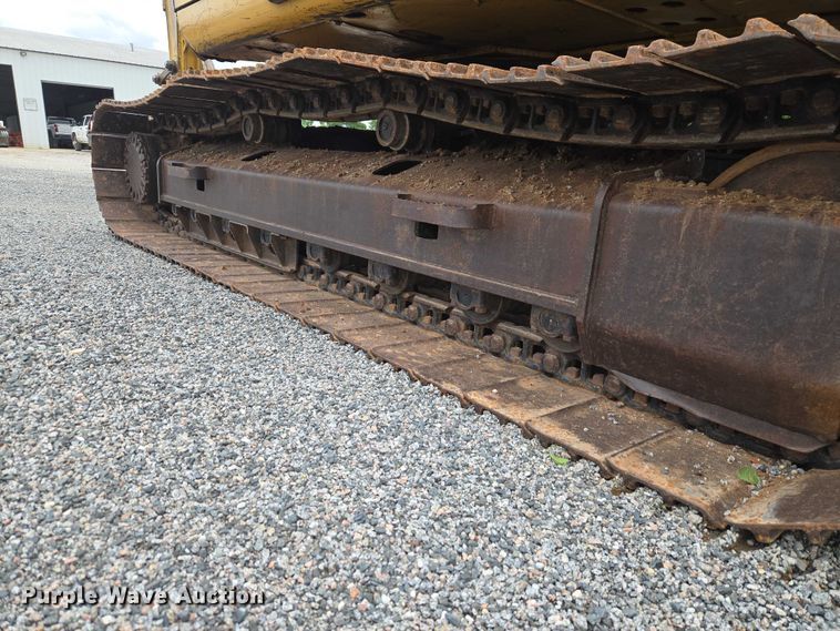 image for item ET5036 2003 Caterpillar 320C L excavator