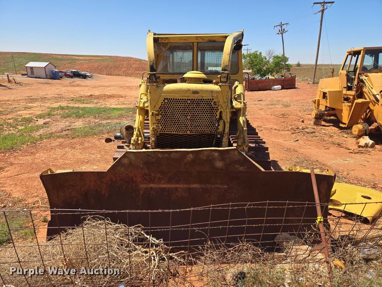 image for item ET5047 1972 Caterpillar D7F dozer